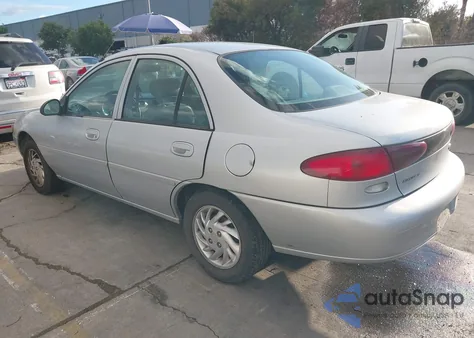 1998 Ford Escort Se из США, поврежденный, VIN 1FAFP13P1WW286487